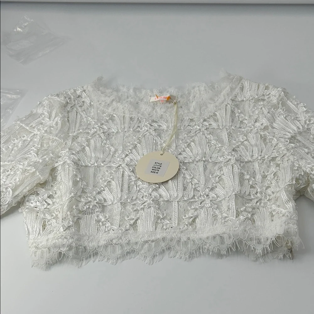 Luxxel White Textured Lace Crop Top
